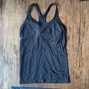 Lululemon ebb to street black tank size 6